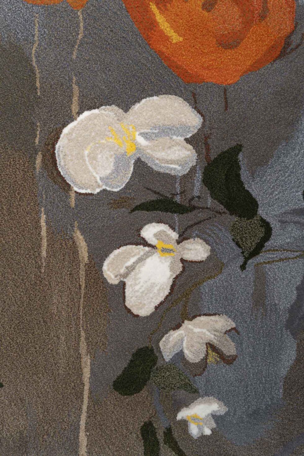 LES FLEURS DU BIEN N°26 - Détail tapis tufté, clématites blanches - Manufacture Pinton