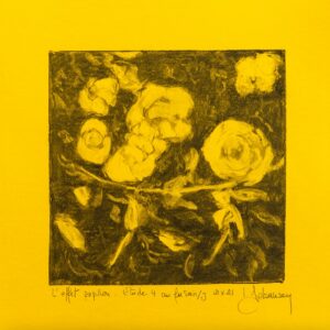 L'Effet Papillon - Étude au fusain sur papier jaune 4
